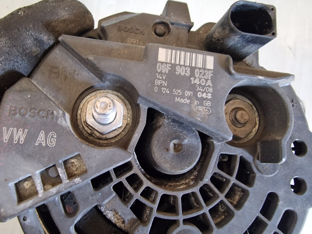 Alternator Vw Golf 5 1.9 tdi BLS 140A cod 06F903023F