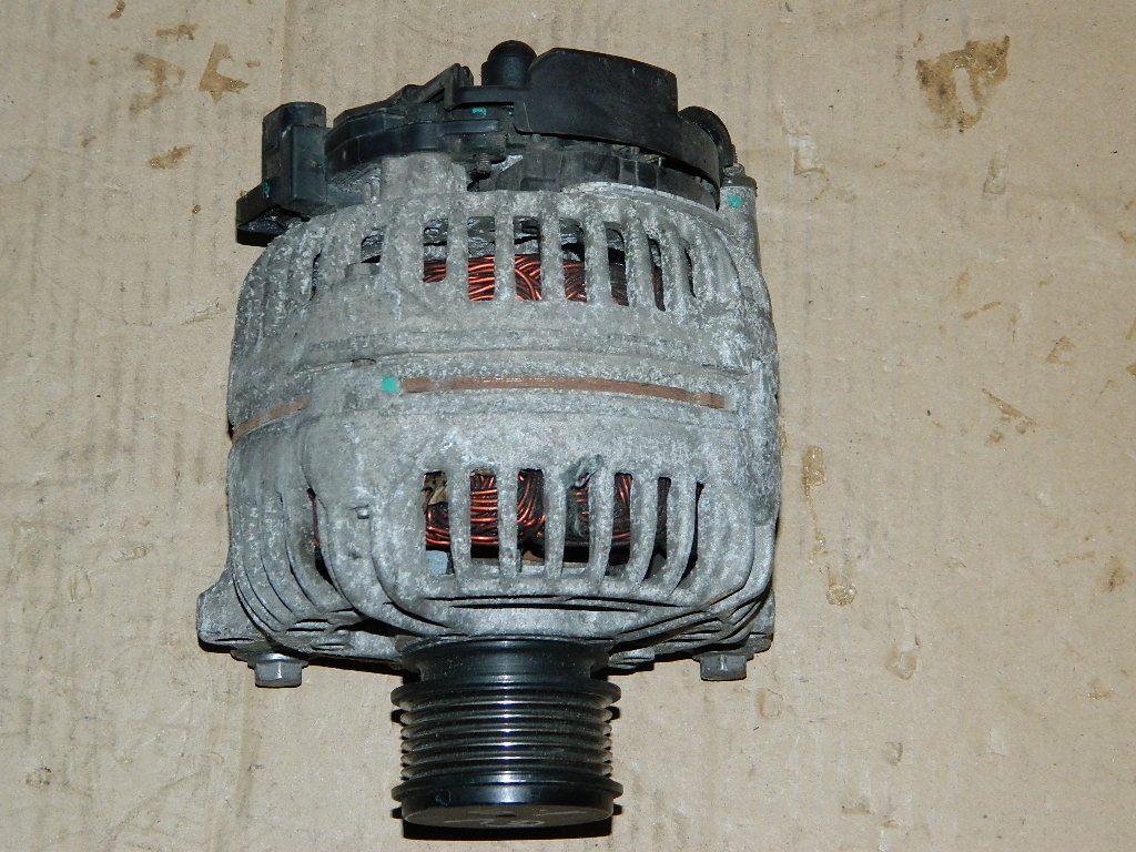 Alternator VW Golf 5 1.9 TDI model 2006