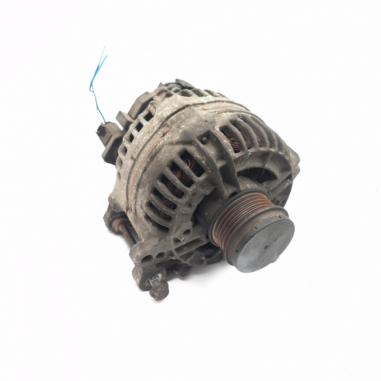 Alternator Vw Passat B5, B5.5 1996-2005 1.9 Tdi Awx Motorina 028903031, 0124515083 Bosch