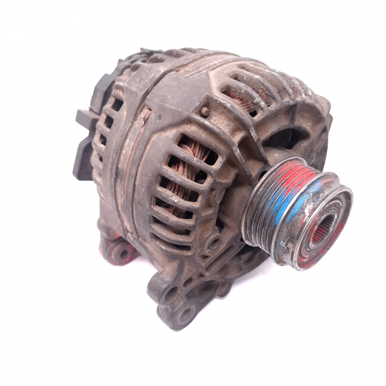 Alternator Vw Passat B5, B5.5 1996-2005 1.9 Tdi Motorina 028903031, 0124515083