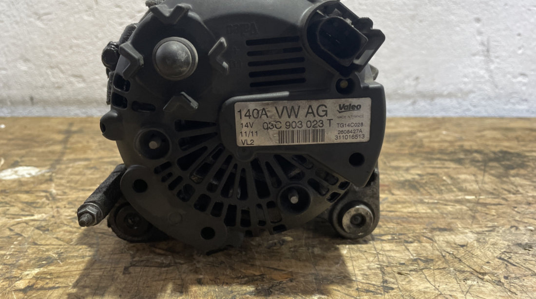 Alternator VW Passat B7 1.4TSI Sedan sedan 2011 (03C903023T)