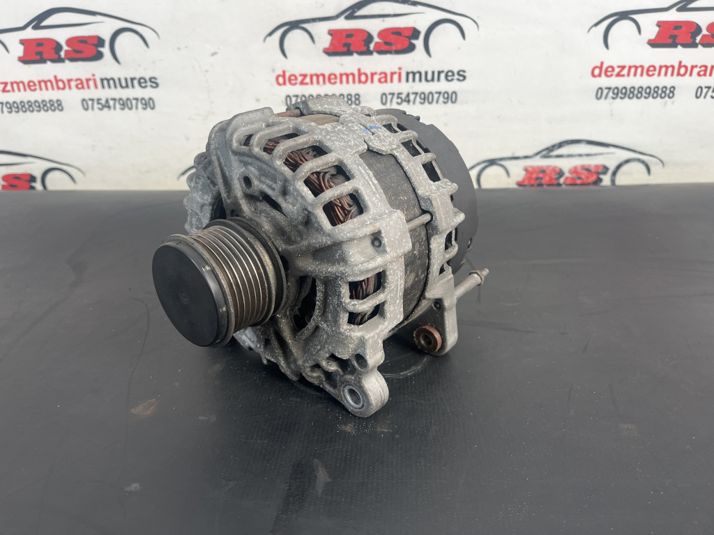 Alternator VW Passat B7 2.0TDI 4Motion Automat DSG sedan 2012 (cod intern: 262696)