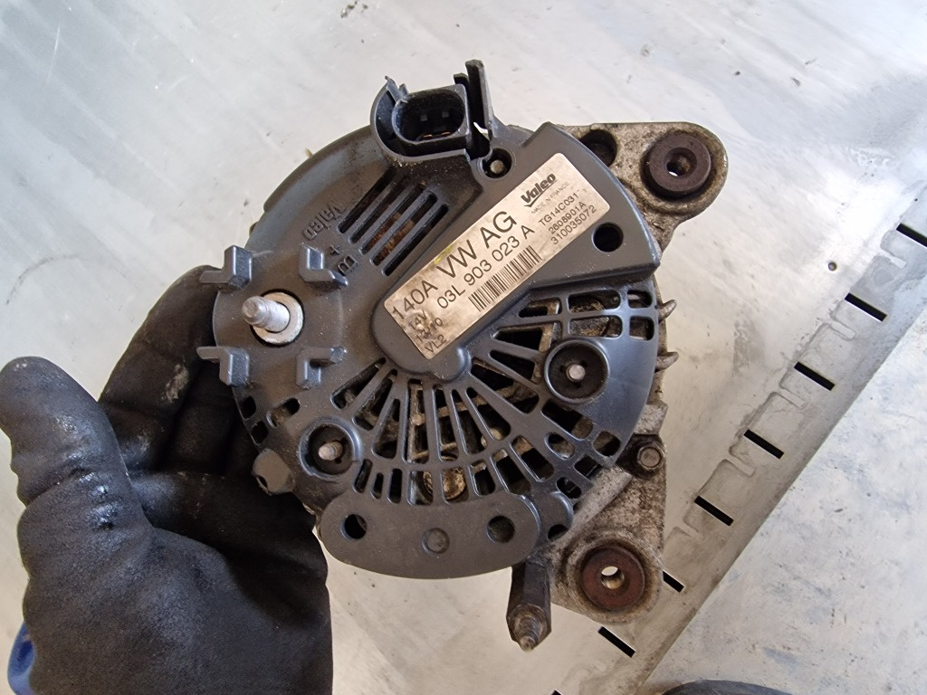 Alternator Vw Passat B7 2.0TDI Euro 5 cod 03L903023A