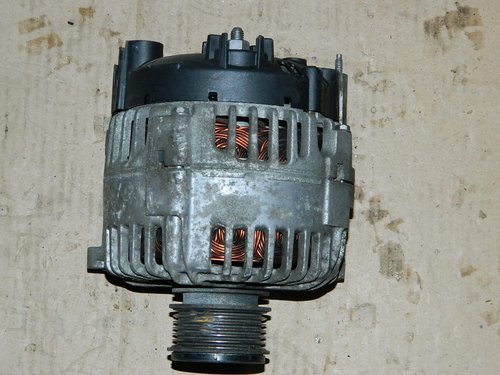 Alternator VW Passat VII 2.0 TDI model 2009