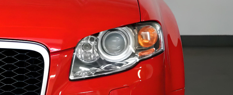 Altul ca el nu va mai exista niciodata. Audi-ul din 2006 are motor V8 aspirat natural si cutie manuala cu sase rapoarte Altul ca el nu va mai exista niciodata. Audi-ul din 2006 are motor V8 aspirat natural si cutie manuala cu sase rapoarte