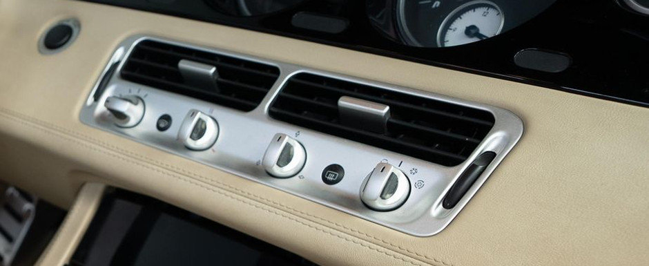 Altul ca el nu va mai exista niciodata. BMW-ul din 2002 are un design retro la exterior si o motorizare de 4.9 litri sub capota Altul ca el nu va mai exista niciodata. BMW-ul din 2002 are un design retro la exterior si o motorizare de 4.9 litri sub capota