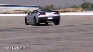 America vs America: Noul SRT Viper, fata in fata cu ultimul Chevrolet Corvette