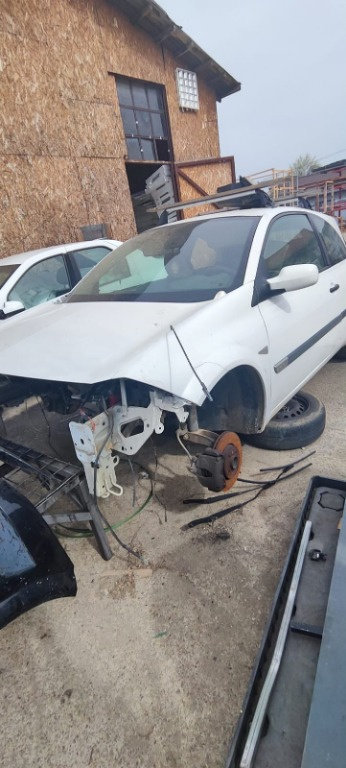 Amortizoare capota Renault Megane 2 1.5 dci 63Kw / 86 Cp euro 4,cod motor K9K724 ,transmisie manuala...