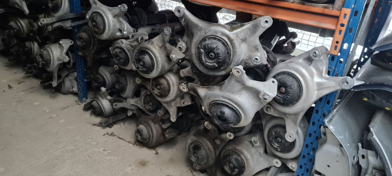 Amortizoare cu arcuri fata AUDI A4 B8 2.0 TDI 2009 2010 2011 2012