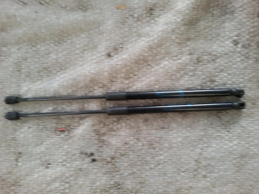 Amortizoare haion mercedes b-class w246 q12469800564