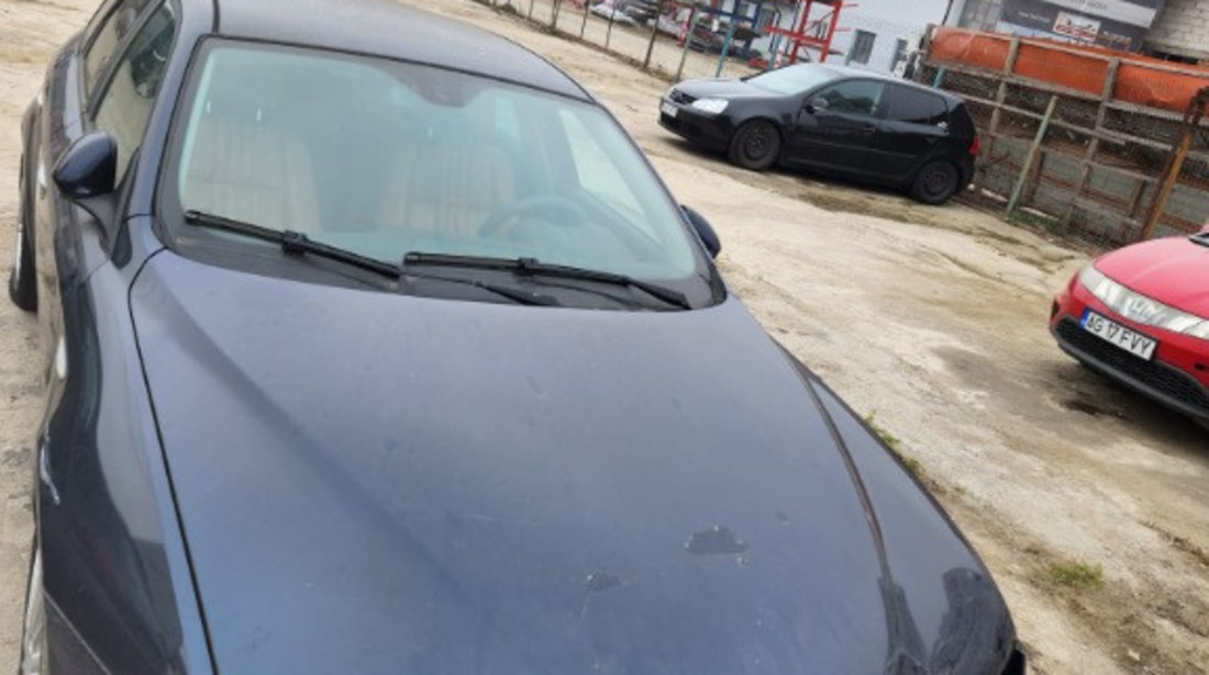 Amortizor capota Alfa Romeo 159 2006 combi 2.4 TDM