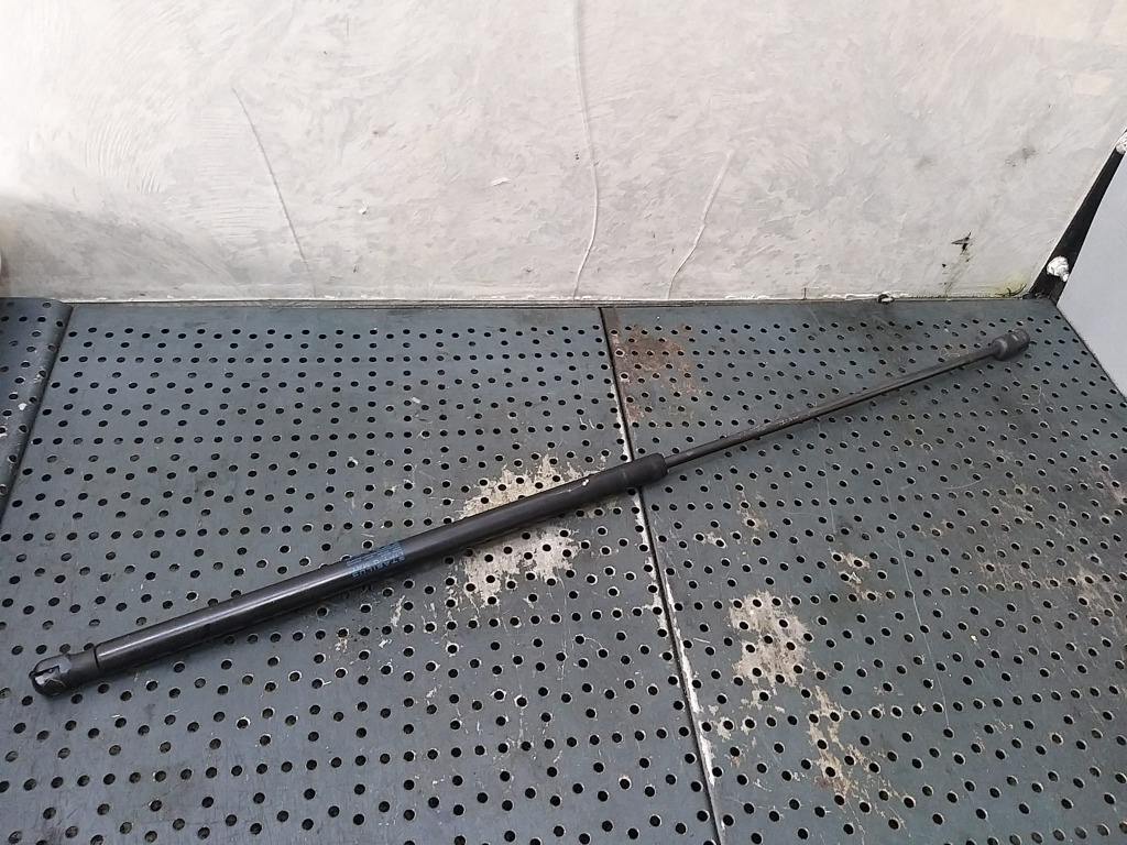 Amortizor capota audi a3 8p 023812