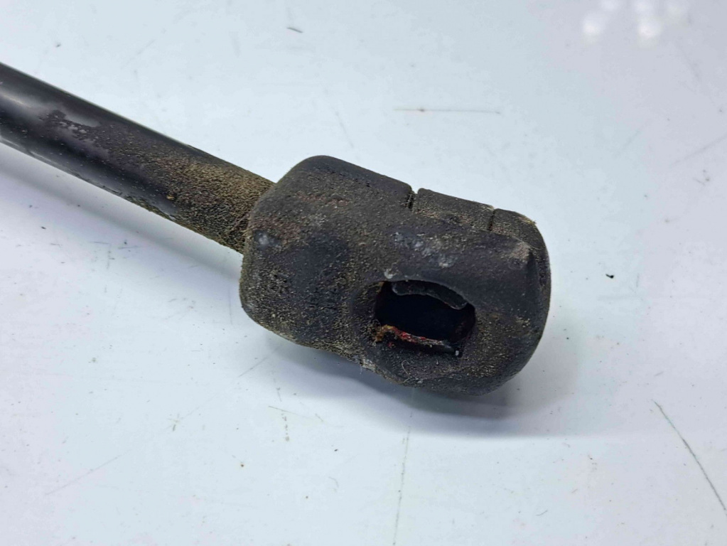 Amortizor capota Audi A3 Sportback (8PA) [Fabr 2004-2013] 8P0823359