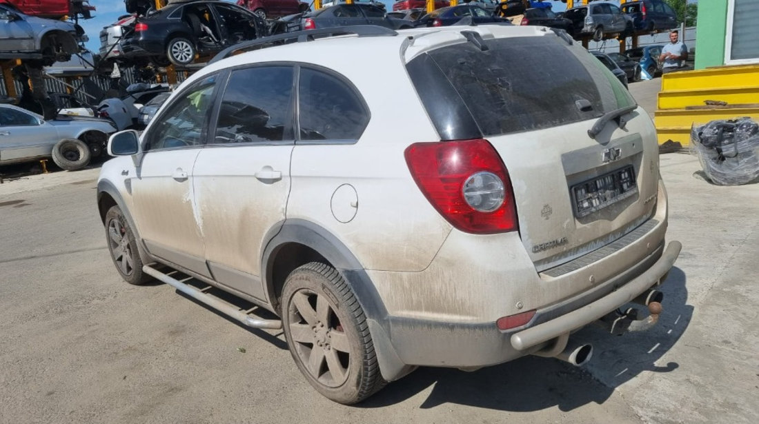 Amortizor capota Chevrolet Captiva 2008 4x4 2.4 LPG benzina