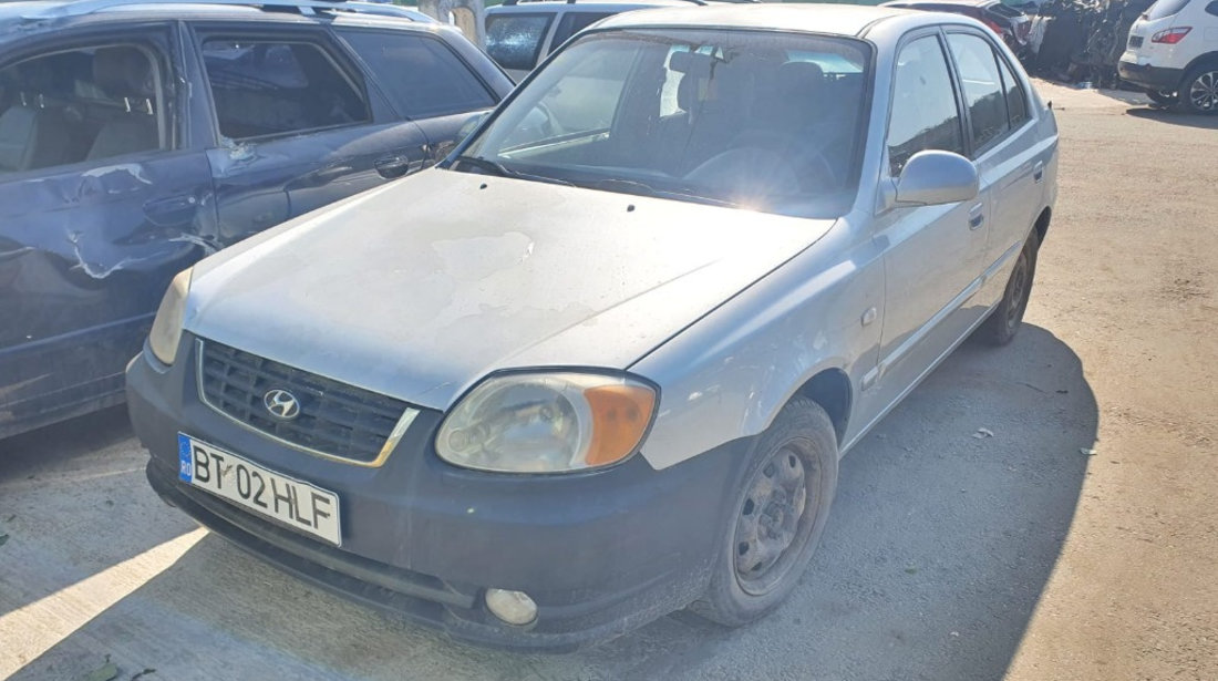 Amortizor capota Hyundai Accent 2004 berlina 1.3 benzina