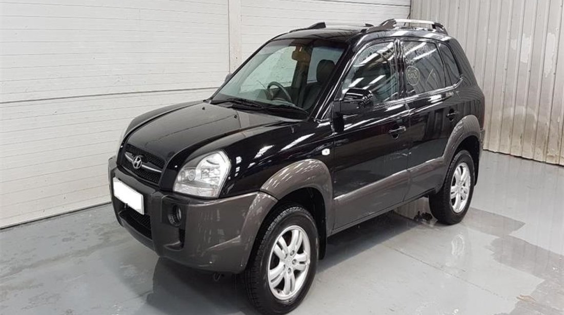 Amortizor capota Hyundai Tucson 2006 SUV 2.0 CRTD