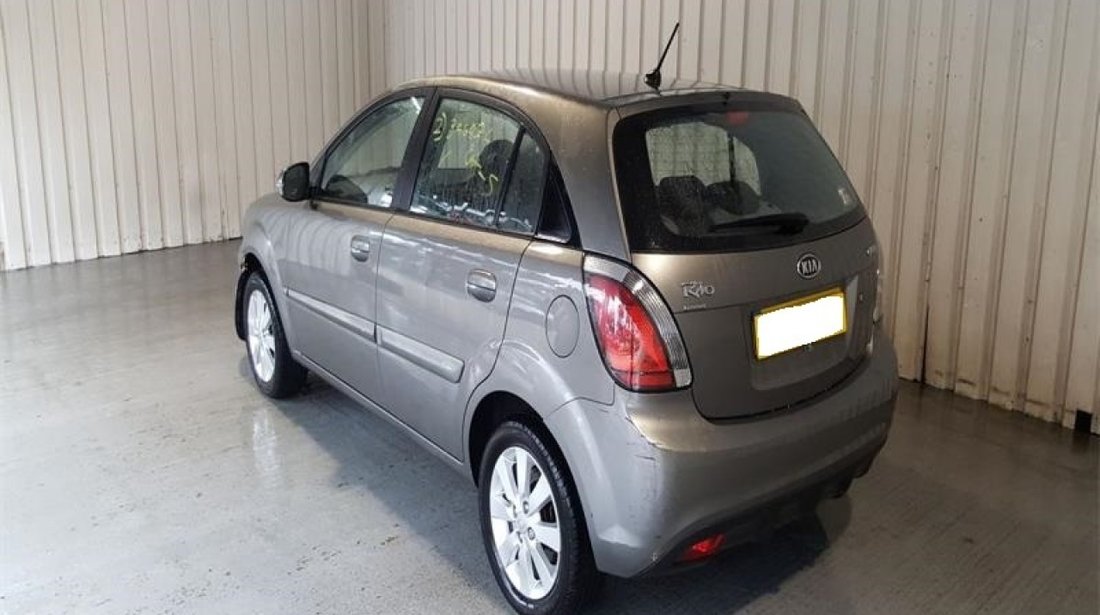 Amortizor capota Kia Rio 2011 Hatchback 1.5 D D4FA