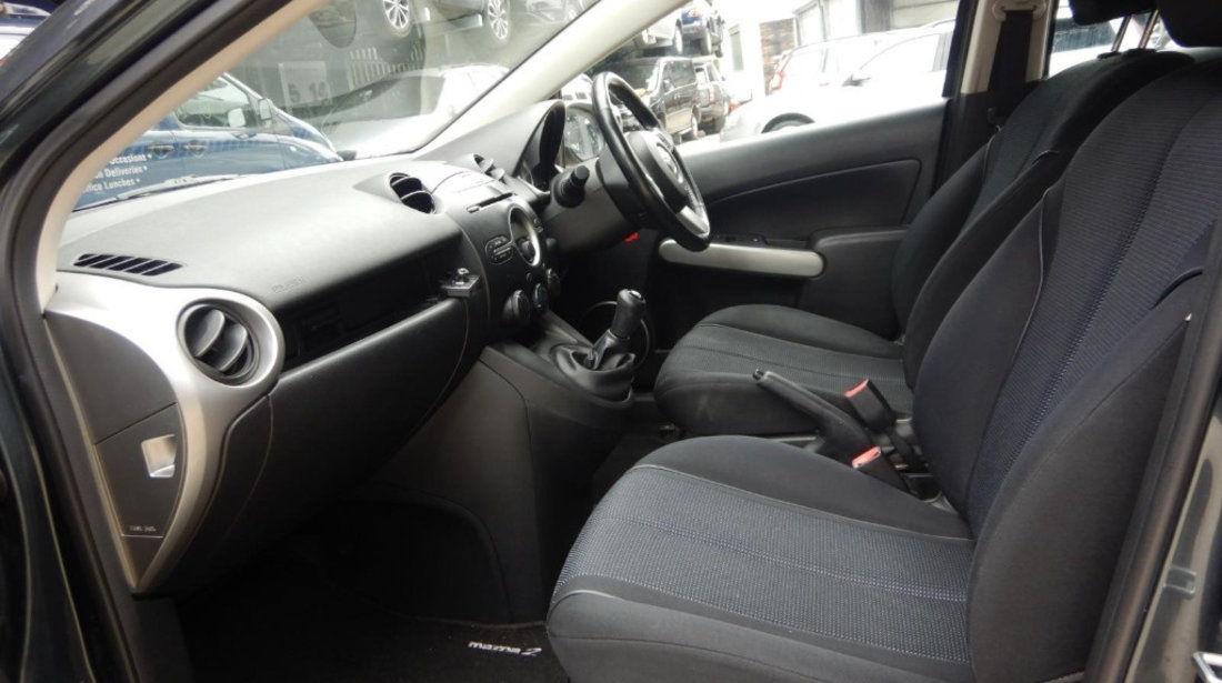 Amortizor capota Mazda 2 2008 Hatchback 1498 i