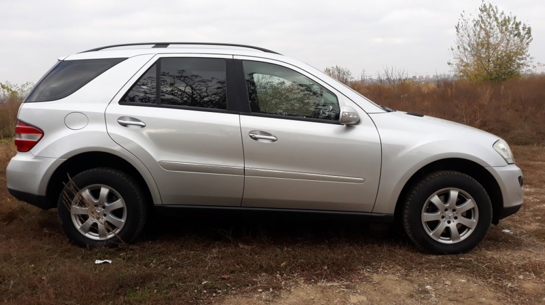 Amortizor capota Mercedes M-CLASS W164 2007 SUV 3.0