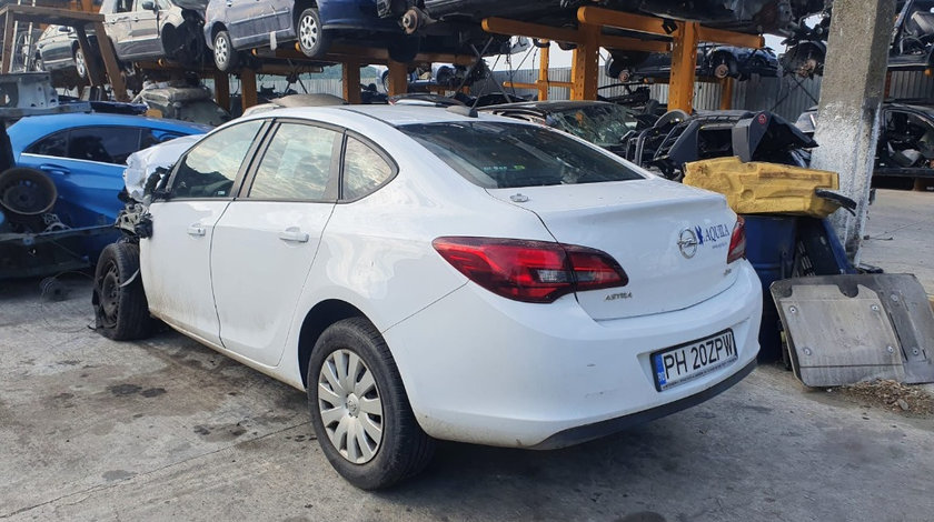 Amortizor capota Opel Astra J 2017 berlina 1.6 cdti