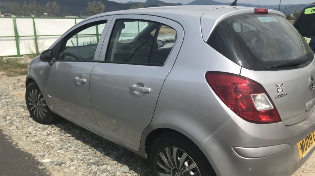 Amortizor capota Opel Corsa D 2008 hatchback 1.3 cdti