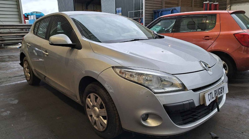 Amortizor capota Renault Megane 3 2011 HATCHBACK 1.5 dCI