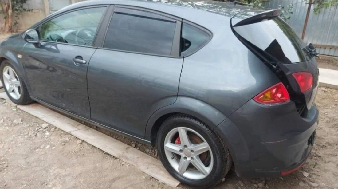 Amortizor capota Seat Leon 2011 Hatchback 1.8 TSI