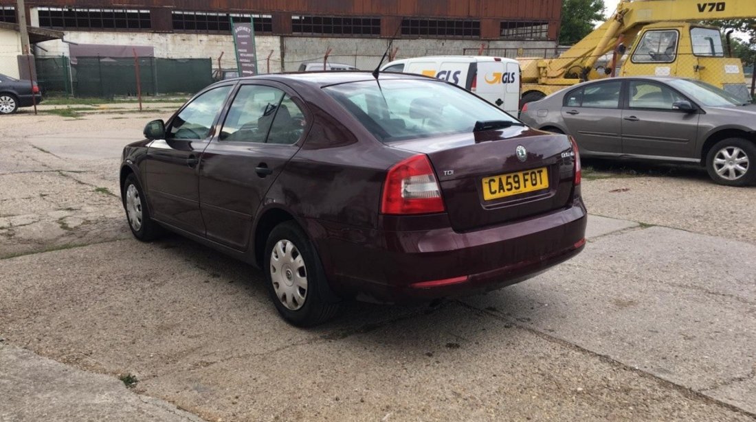 Amortizor capota Skoda Octavia 2 2010 HATCHBACK 1.6 TDI