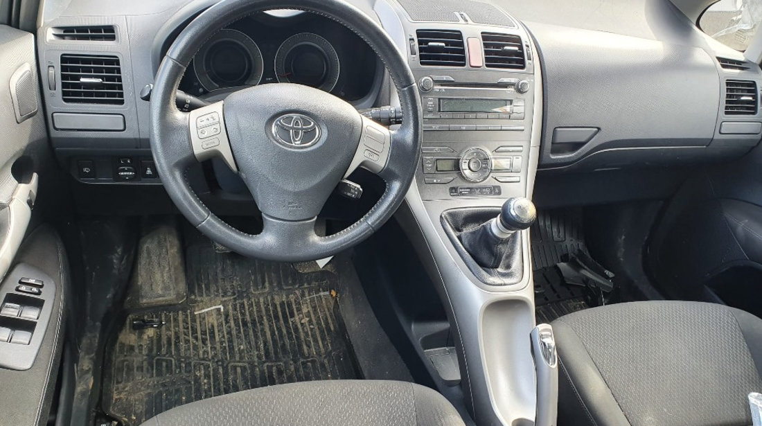 Amortizor capota Toyota Auris 2008 hatchback 2.2 d-cat