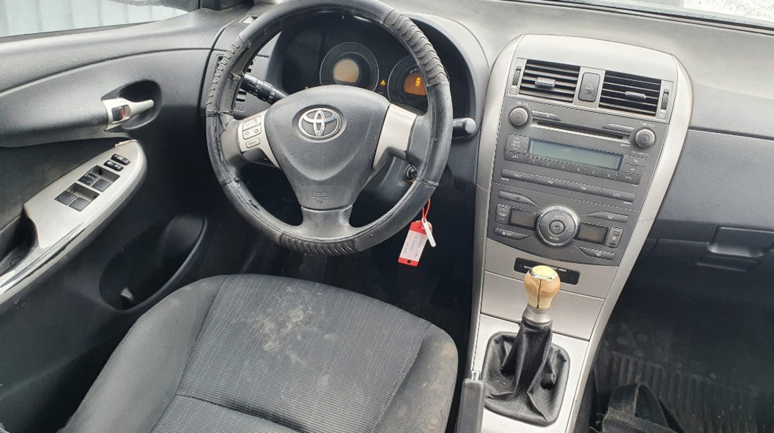 Amortizor capota Toyota Corolla 2009 berlina 4ZZFE 1.4 vvt-i