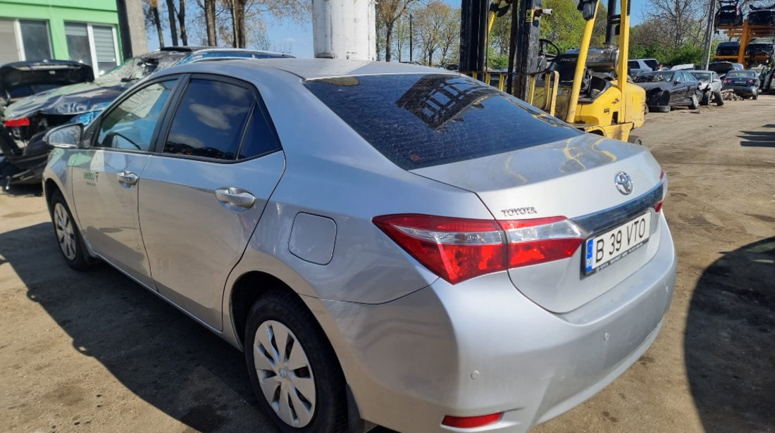 Amortizor capota Toyota Corolla 2014 Berlina 1.3 benzina