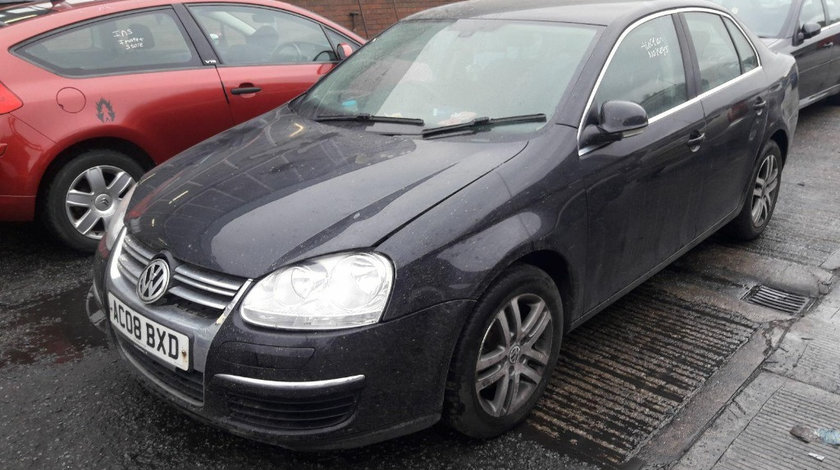 Amortizor capota Volkswagen Jetta 2008 Sedan 2.0 TDi