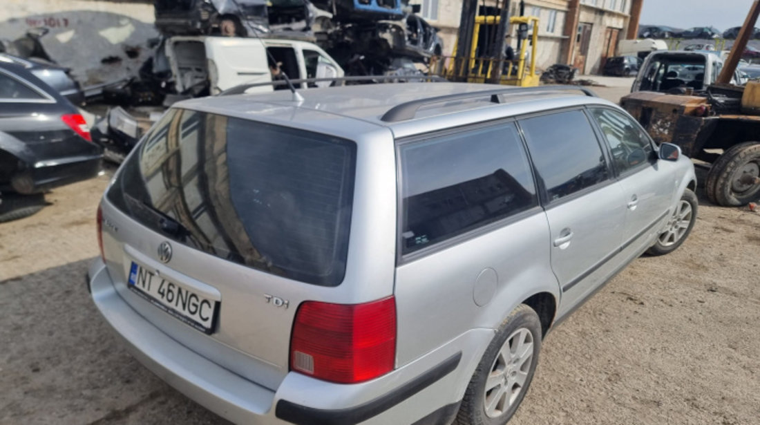 Amortizor capota Volkswagen Passat B5 2000 combi/break 1.9 tdi