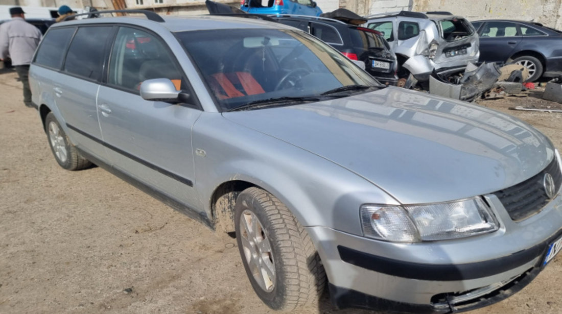 Amortizor capota Volkswagen Passat B5 2000 combi/break 1.9 tdi