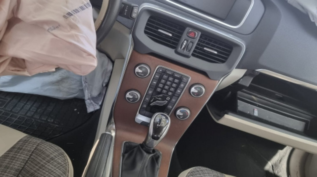 Amortizor capota Volvo V40 2017 HatchBack 2.0 d2 D4204T8