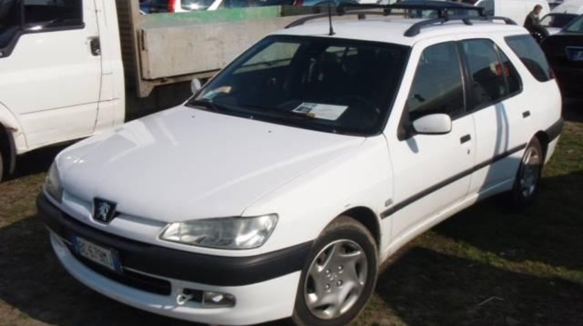 AMORTIZOR CU ARC SI FLANSA STANGA FATA PEUGEOT 306 SEDAN , 1.9 TD FAB. 1998 ZXYW2018ION