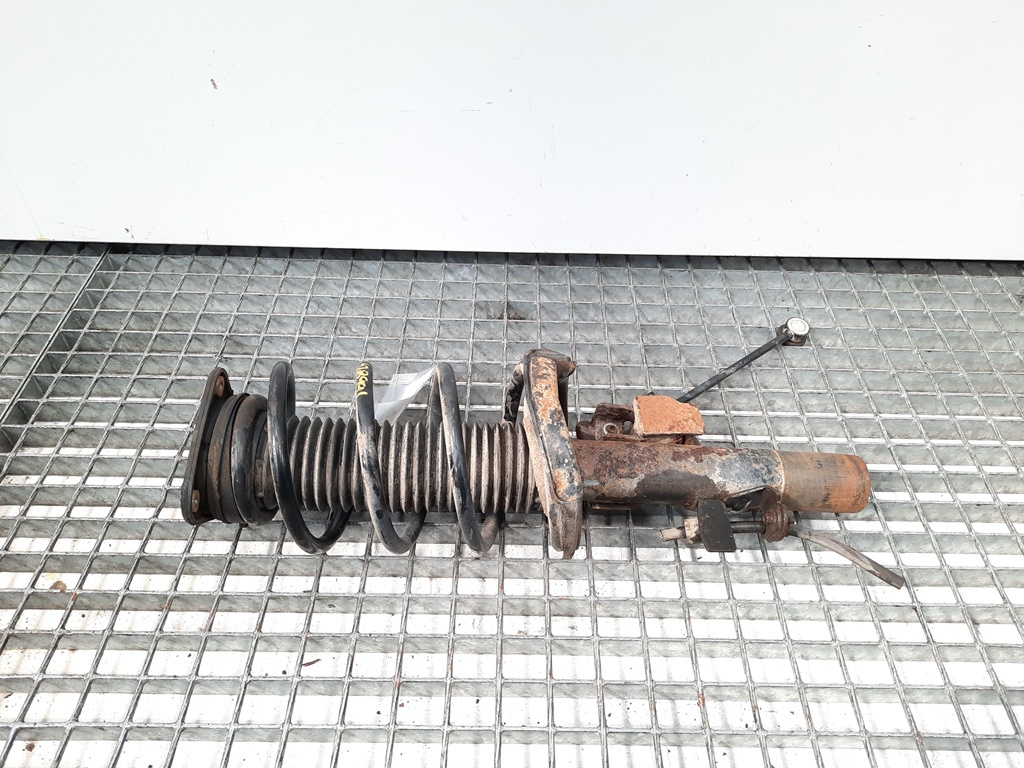 Amortizor dreapta fata, Ford Focus 3 Sedan [Fabr 2010-2018] 2.0 tdci, UFDB, BV61-18K001-ACD