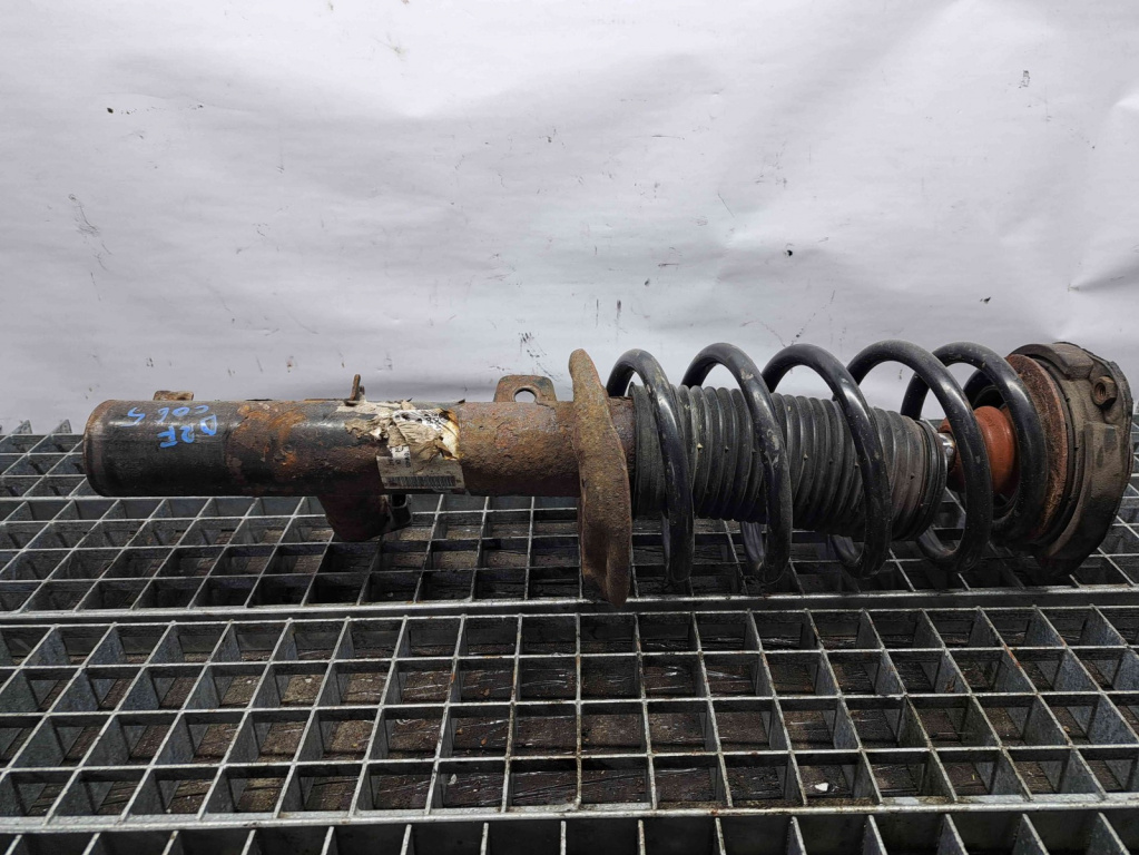 Amortizor dreapta fata Volkswagen Passat CC (357) [Fabr 2008-2012] OEM 2.0 TDI CBAB 2.0 TDI CBAB 103KW / 140CP
