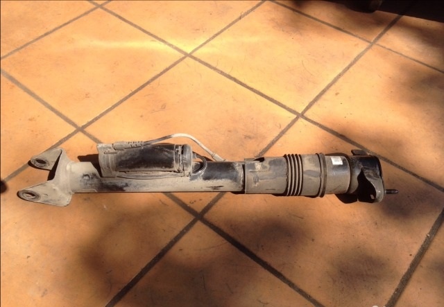 Amortizor dreapta spate Mercedes ML320 cdi w164