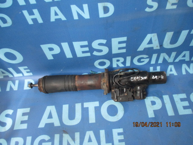 Amortizor fata BMW E70 X5 3.0d; 6779698 (o mufa rupta, modelul cu EDC)