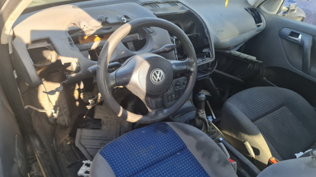Amortizor fata dreapta 60633712HP Volkswagen VW Polo 3 6N [facelift] [2000 - 2002] Hatchback 5-usi 1.4 MT (60 hp)
