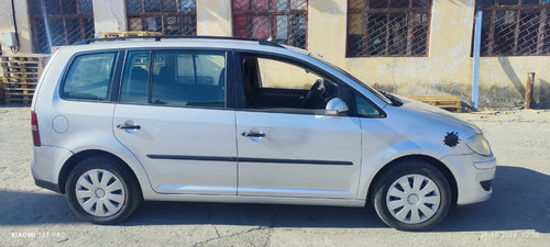 Amortizor fata Vw Touran 1.9 TDI 105CP / 77 KW cod motor BLS transmisie manuala 6+1 cod JYK an 2008