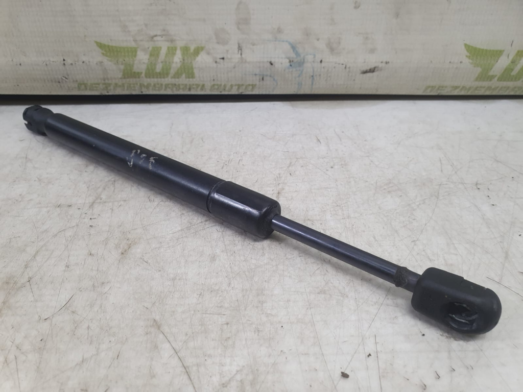 Amortizor haion 8e5827552 Volkswagen VW Passat B7 [2010 - 2015] 1.6 tdi CAYC