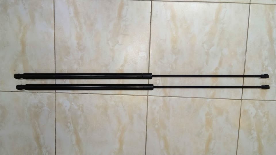 Amortizor haion Seat Toledo 3, 5P ani 2004-2009, cod 5P5827550A