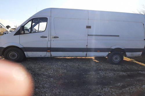 Amortizor spate dreapta Pret ansamblu complet: Arc, Telescop si Flansa. Mercedes-Benz Sprinter 2 906...