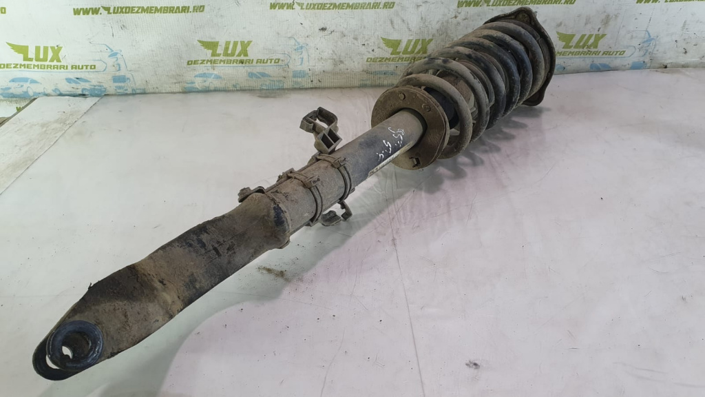 Amortizor stanga fata a2053200566 2.2 cdi om651921 Mercedes-Benz C-Class W205/S205/C205 [2014 - 2018] 2.2 cdi om651921