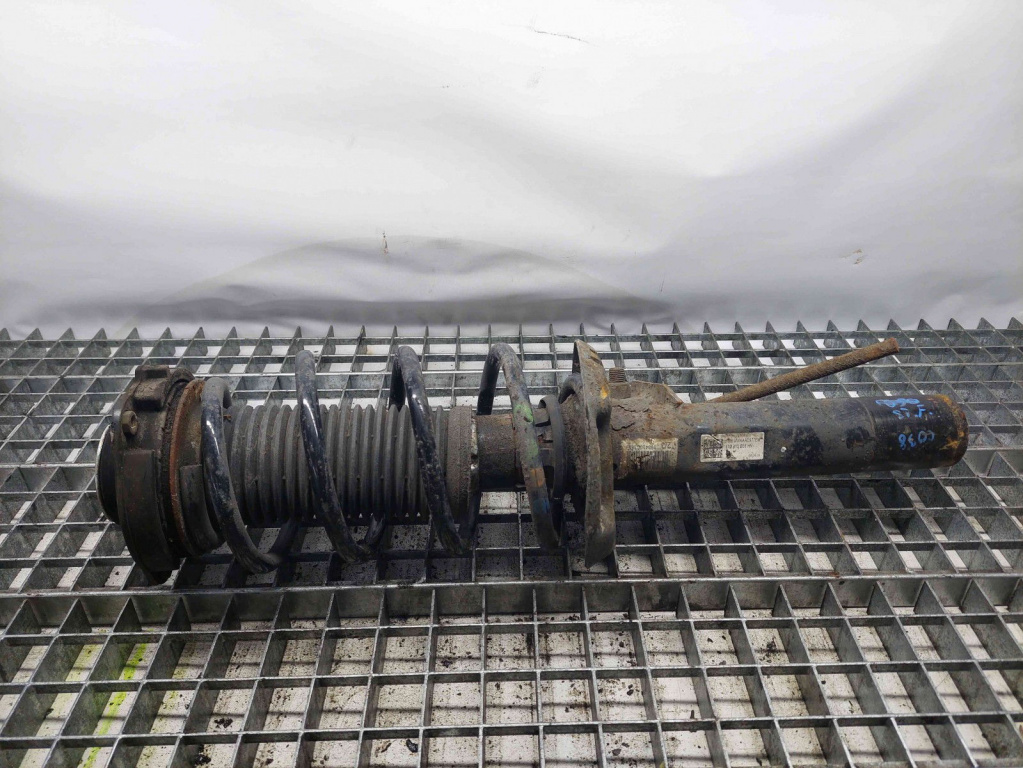 Amortizor stanga fata Volkswagen Golf 6 (5K1) [Fabr 2009-2013] 1T0413031HN 1.4 Benz CAXA 1.4 Benz CAXA 90KW / 125KW