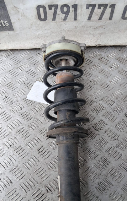 Amortizor / Telescop fata stanga 8W0031AA Audi A4 B9 [2015 - 2020] Sedan 2.0 TDI MT (190 hp) cod mot...