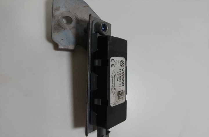 Amplificator Antena 1T0035577 Volkswagen VW Touran [2003 - 2006]