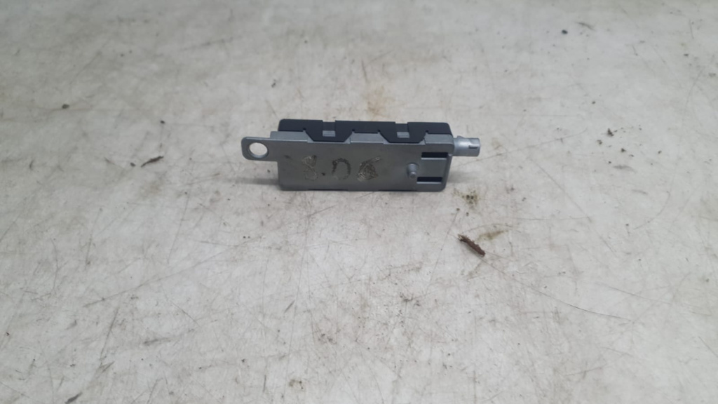 Amplificator antena 1t0035577q Volkswagen VW Touran [facelift] [2006 - 2010] 2.0 TDI BMM